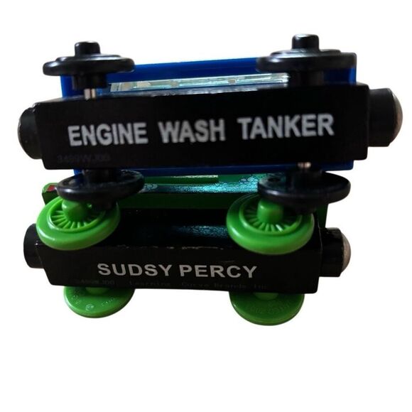 Thomas & Friends Wooden Railroad Sudsy Percy & Engine Wash Tanker - Picture 6 of 6